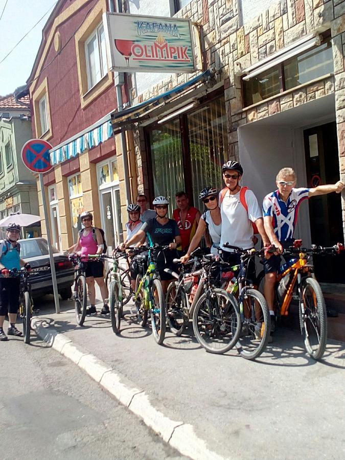 Hostel Olimpik ネゴティン エクステリア 写真